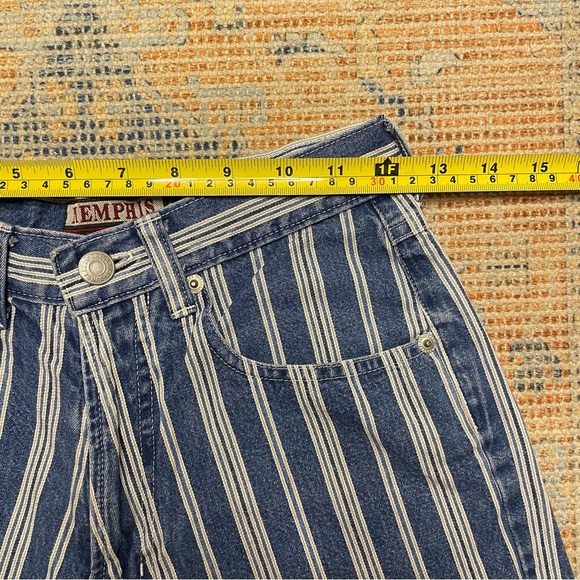 VTG Memphis High Rise Waist Shorts 4in Inseam Pinstripe Blue White Size 5 24 - Picture 4 of 8
